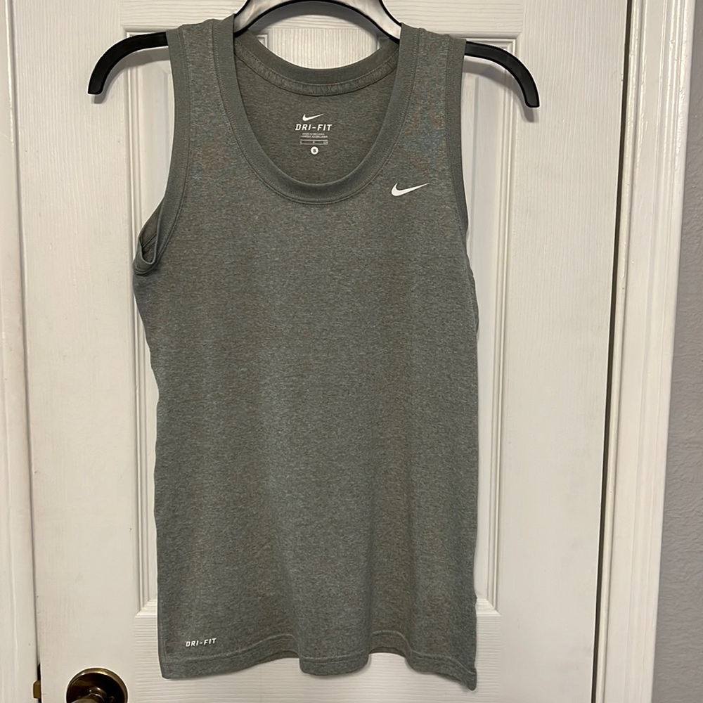 Nike dry fit tank top
